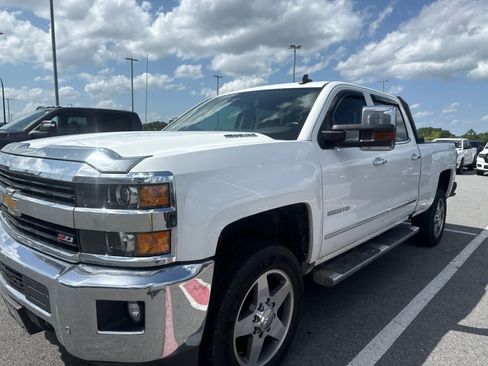 Used 2016 Chevrolet Silverado 2500 LTZ w/ Duramax Plus Package AWD/4WD image 5