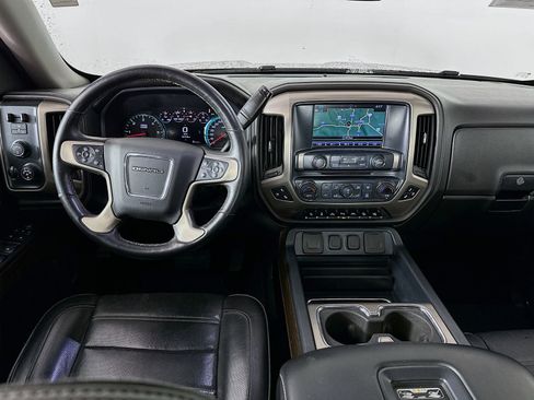 Used 2018 GMC Sierra 1500 Denali w/ Denali Ultimate Package AWD/4WD image 25