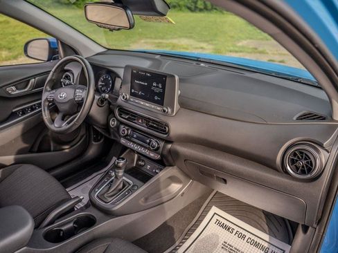 Used 2022 Hyundai Kona SEL w/ Convenience Package FWD image 19