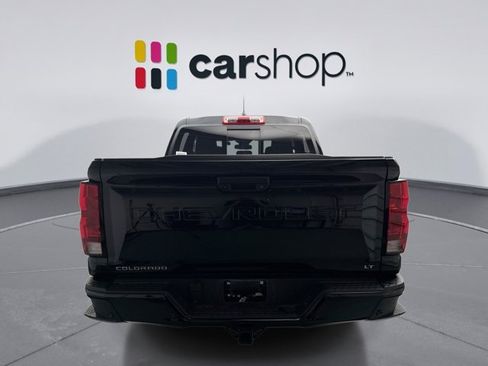 Used 2024 Chevrolet Colorado LT w/ LT Convenience Package II AWD/4WD image 4