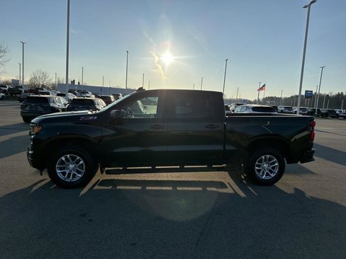 Used 2024 Chevrolet Silverado 1500 W/T w/ WT Value Package image 2