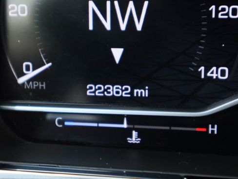 Used 2022 GMC Sierra 1500 Elevation w/ Elevation Premium Package AWD/4WD image 15