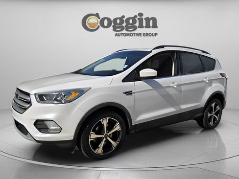 Used 2018 Ford Escape SEL w/ Ford Safe & Smart Package image 1