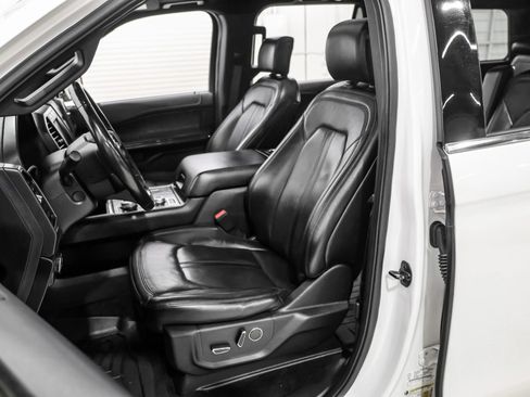 Used 2019 Ford Expedition Limited image 31