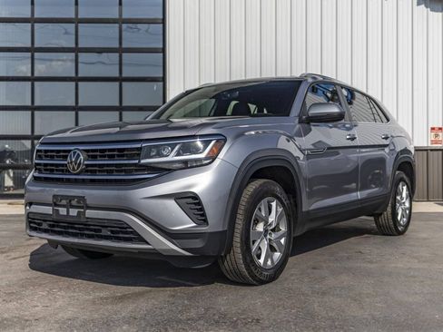 Used 2020 Volkswagen Atlas Cross Sport S image 1