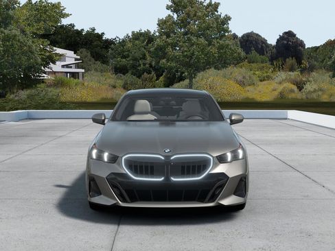 New 2026 BMW 540i xDrive 540i xDrive Sedan image 3
