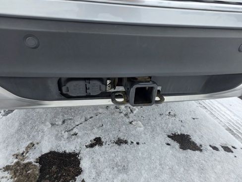 Used 2020 Ford Explorer Platinum w/ Premium Technology Package image 16