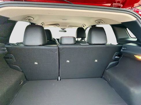 New 2026 Nissan Kicks SR image 26