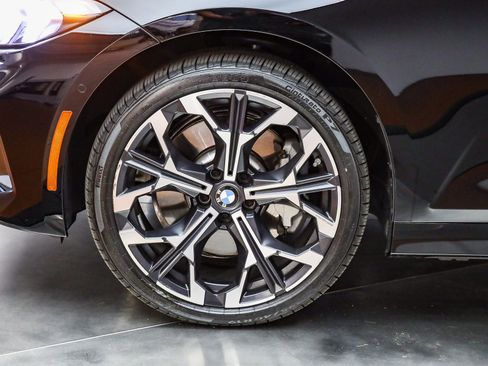 Used 2026 BMW 330i Sedan w/ Premium Package image 10