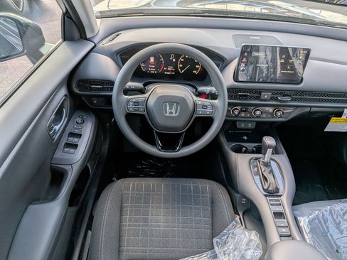 New 2026 Honda HR-V LX image 28