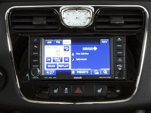 Used 2014 Chrysler 200 Limited FWD image 12