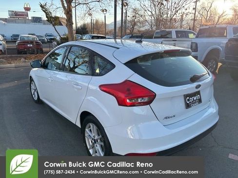 Used 2017 Ford Focus SE image 6
