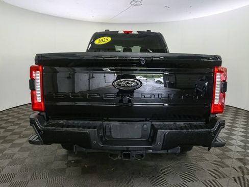 Used 2025 Ford F250 Lariat w/ Black Appearance Package AWD/4WD image 10