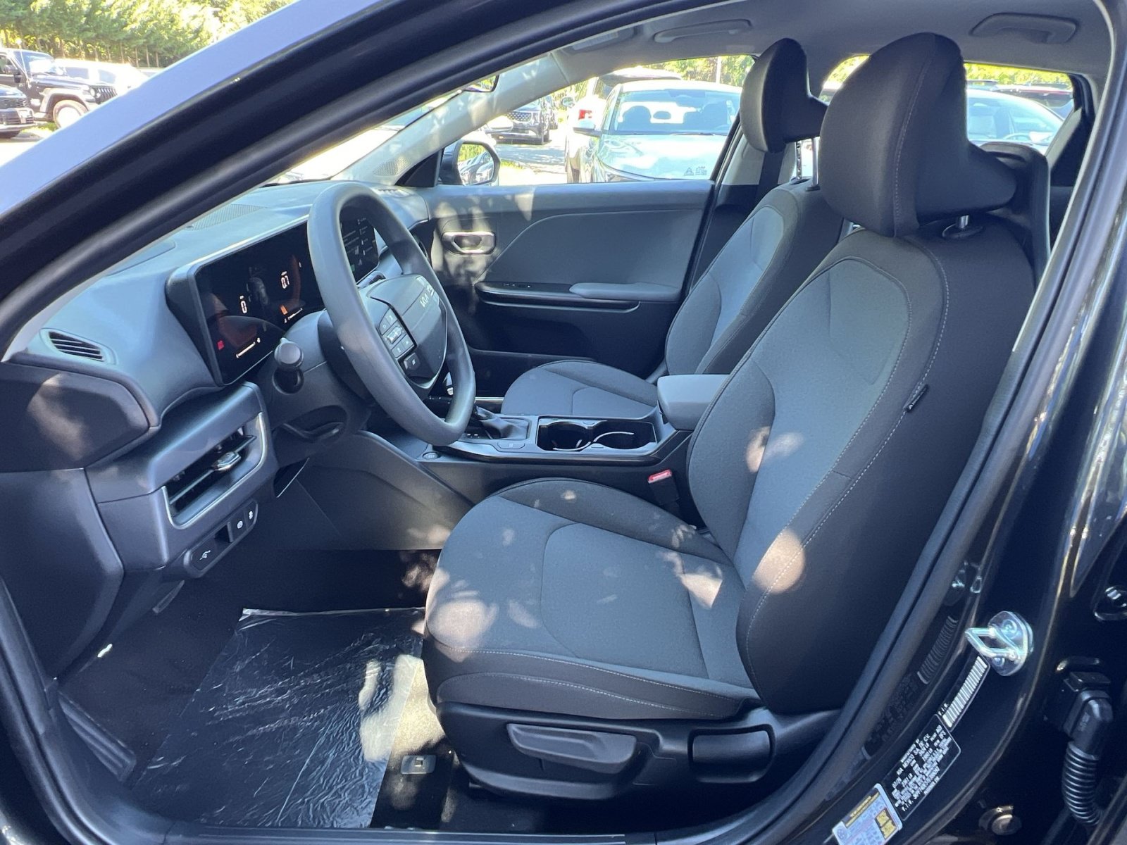 New 2026 Kia K4 FWD image 18