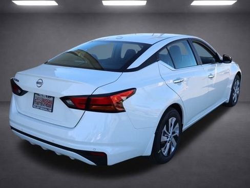 New 2025 Nissan Altima 2.5 S image 4