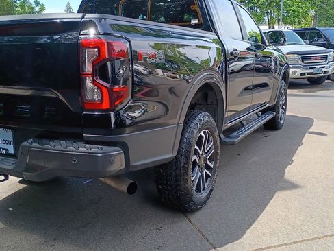 Used 2024 Ford Ranger Lariat w/ FX4 Off-Road Package AWD/4WD image 4