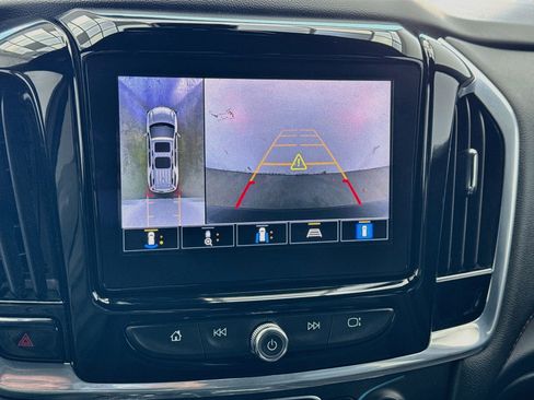 Used 2022 Chevrolet Traverse RS w/ LPO, Cargo Package FWD image 10