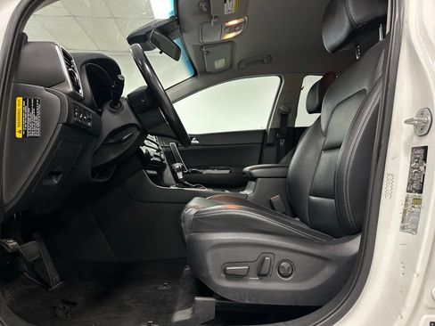 Used 2020 Kia Sportage EX AWD/4WD image 17