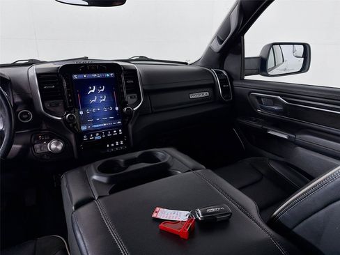 Used 2023 RAM 1500 Laramie image 24