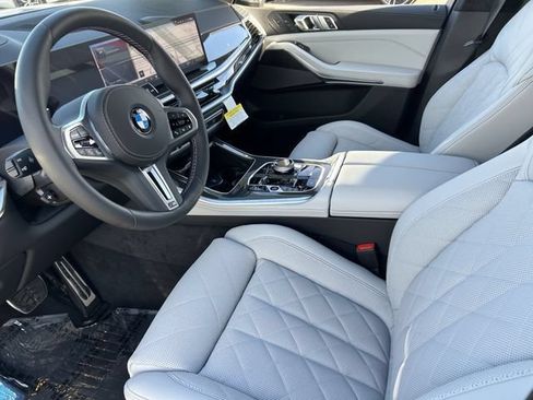 Used 2026 BMW X5 M60i AWD/4WD image 18