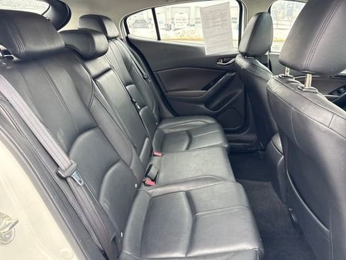 Used 2017 MAZDA MAZDA3 Touring image 13