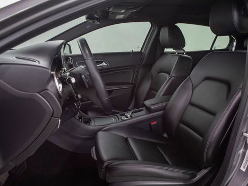 Used 2016 Mercedes-Benz GLA 250 4MATIC image 10