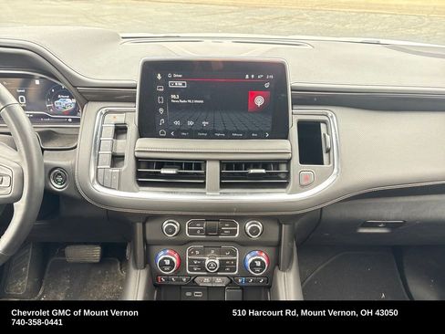 Used 2023 GMC Yukon XL AT4 w/ Technology Package image 17