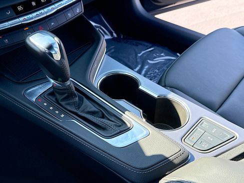 Used 2026 Cadillac CT4 Premium Luxury image 10