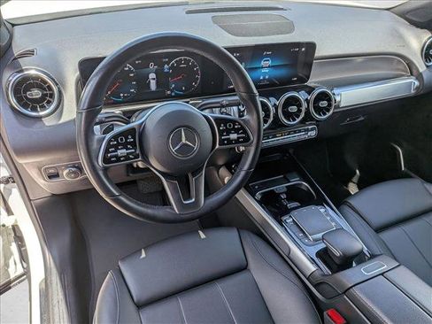 Used 2023 Mercedes-Benz GLB 250 image 10