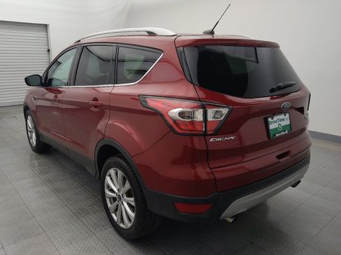 Used 2017 Ford Escape Titanium image 5