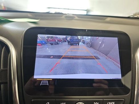 Used 2019 Chevrolet Equinox Premier w/ LPO, Floor Liner Package AWD/4WD image 32