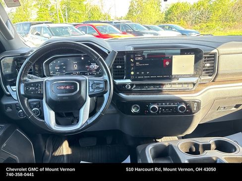 Used 2022 GMC Sierra 1500 Elevation w/ LPO, Elevation Black Package AWD/4WD image 17