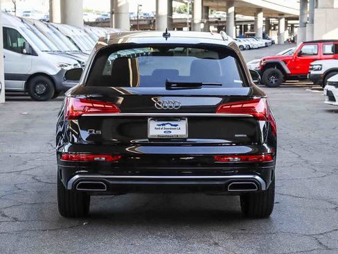 Used 2022 Audi Q5 2.0T Premium w/ Convenience Package image 5