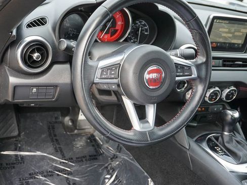 Used 2018 FIAT 124 Spider Abarth image 14