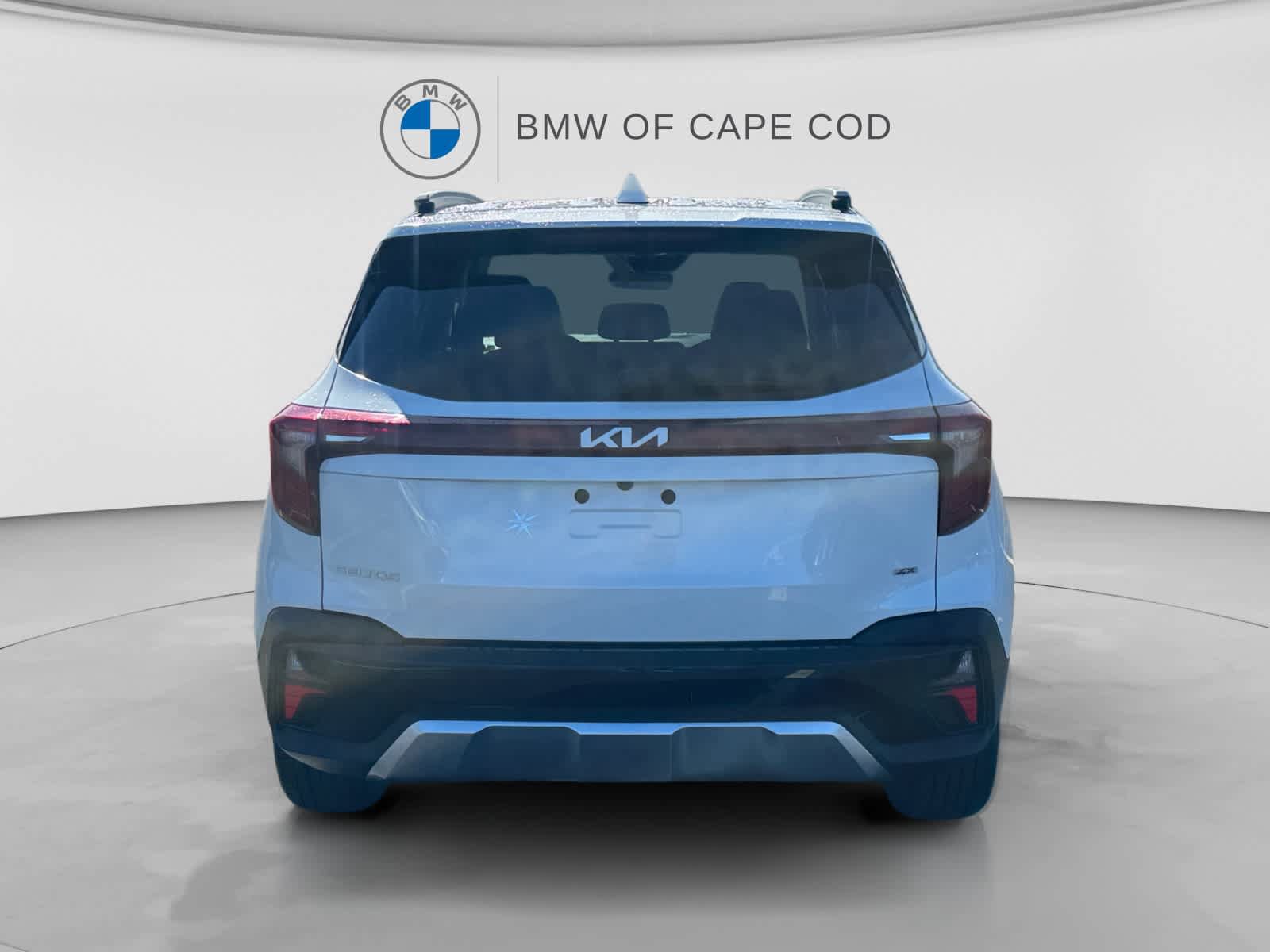 Used 2024 Kia Seltos EX AWD/4WD image 6