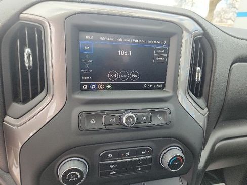 Used 2025 Chevrolet Silverado 2500 W/T w/ WT Convenience Package AWD/4WD image 28