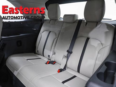 Used 2024 MAZDA CX-90 Plug-In Hybrid w/ Preferred AWD/4WD image 26