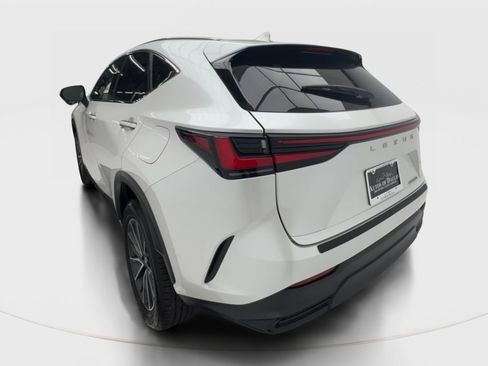 Used 2024 Lexus NX 250 FWD image 10