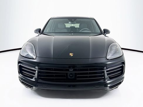 Used 2023 Porsche Cayenne Platinum Edition AWD/4WD image 2