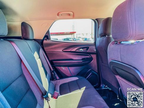 Used 2021 Chevrolet TrailBlazer LT w/ Convenience Package image 29