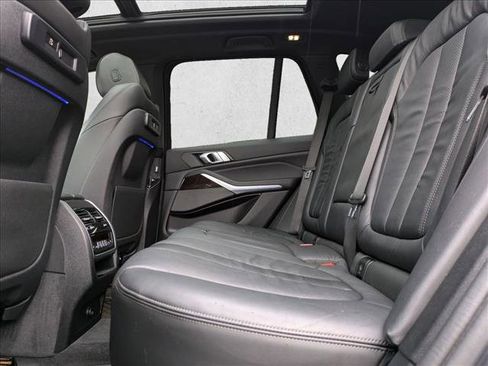 Used 2019 BMW X5 xDrive40i w/ Convenience Package image 19