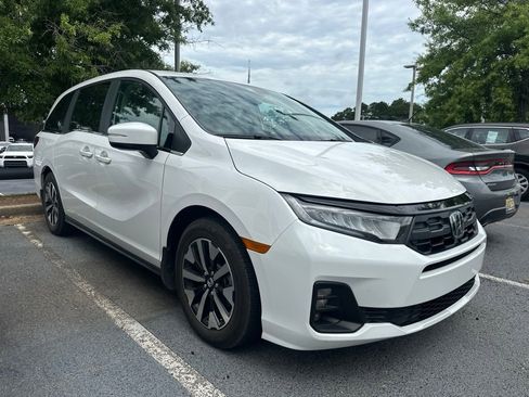 Used 2025 Honda Odyssey EX-L image 1