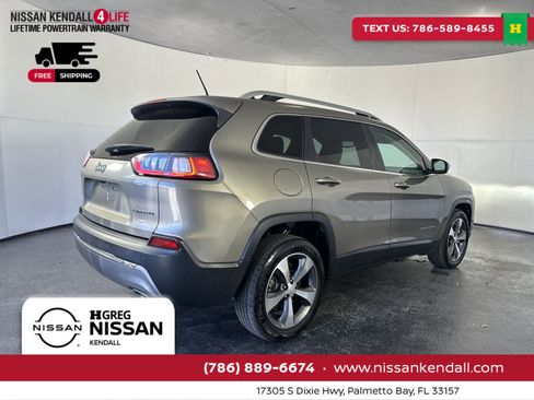 Used 2021 Jeep Cherokee Limited image 11