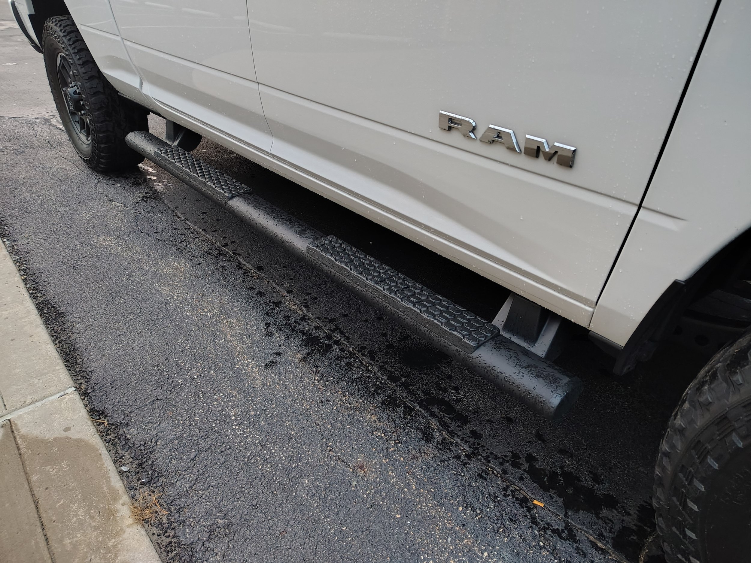 Certified 2026 RAM 2500 Laramie AWD/4WD image 7