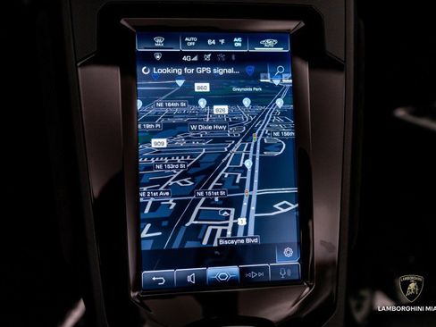 Used 2022 Lamborghini Huracan EVO image 54