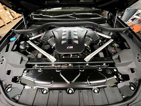 Used 2025 BMW X5 M60i w/ Climate Comfort Package image 13