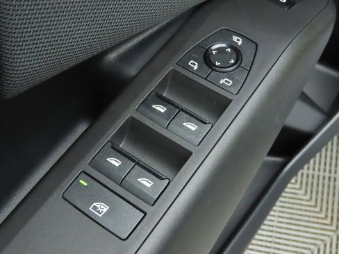 Used 2025 BMW X3 xDrive30i w/ Premium Package image 24