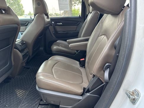 Used 2016 GMC Acadia SLT w/ Open Road Package AWD/4WD image 9