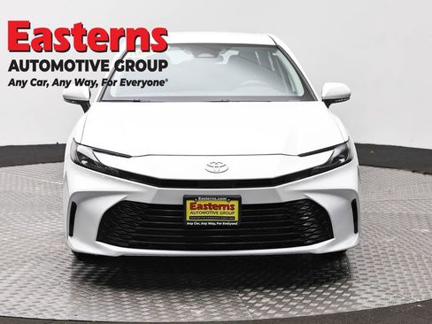 Used 2025 Toyota Camry LE FWD image 2