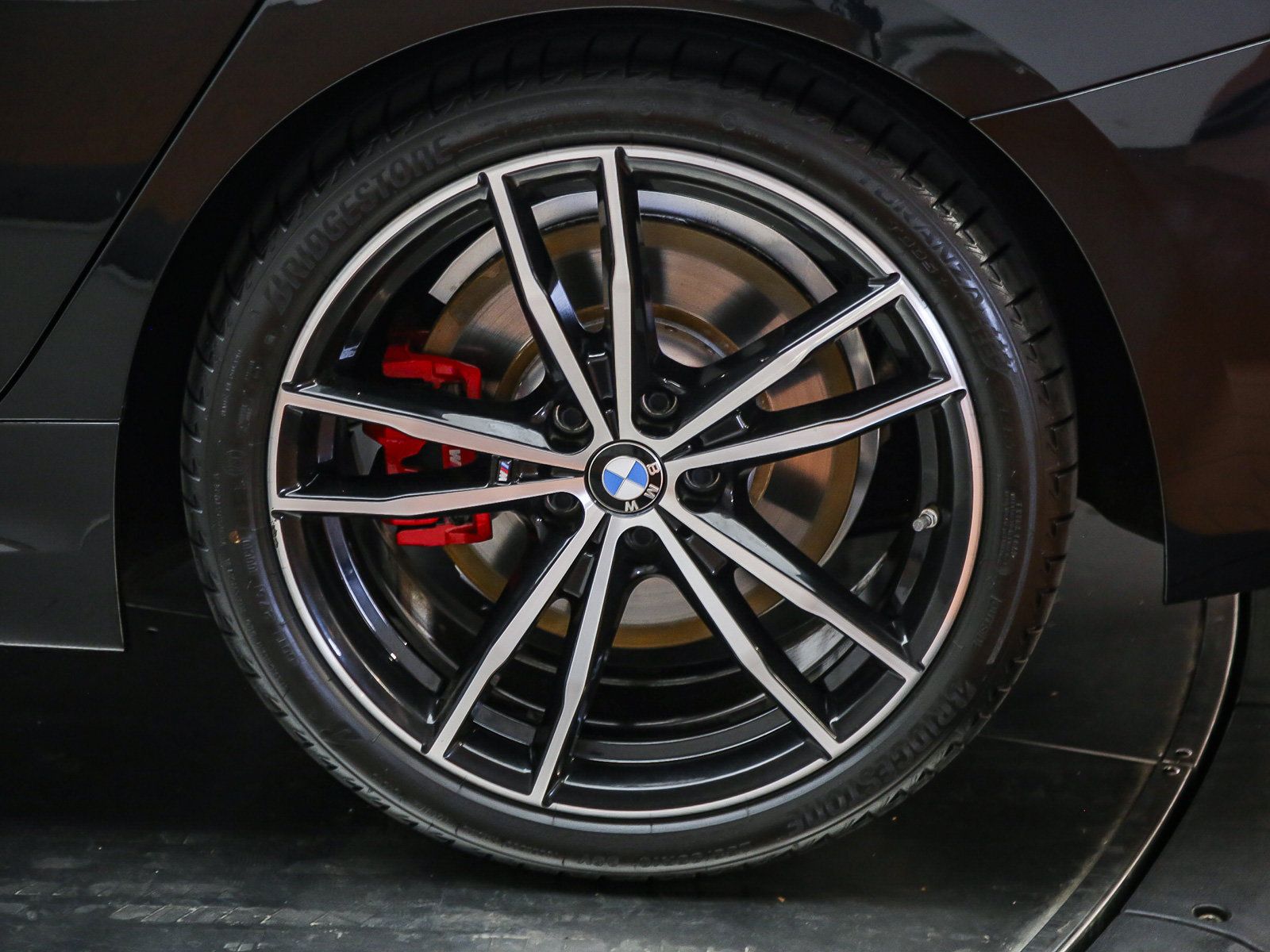 Certified 2023 BMW 330i Sedan w/ M Sport Package RWD image 11